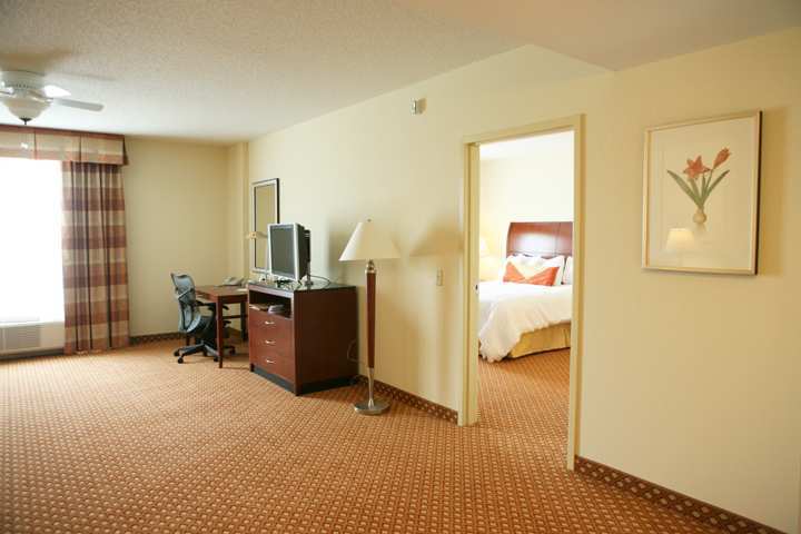 Hilton Garden Inn Harrisburg East Bilik gambar